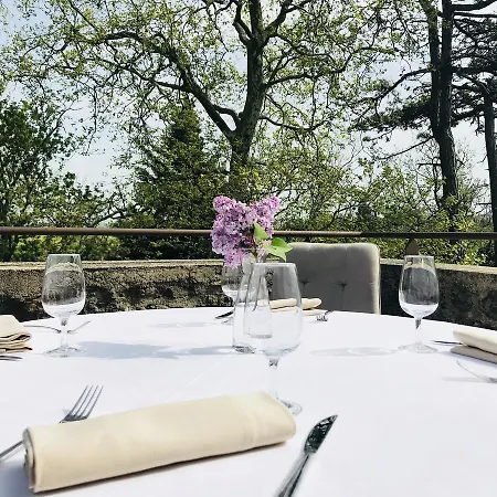 Chateau La Table D'auberjon *